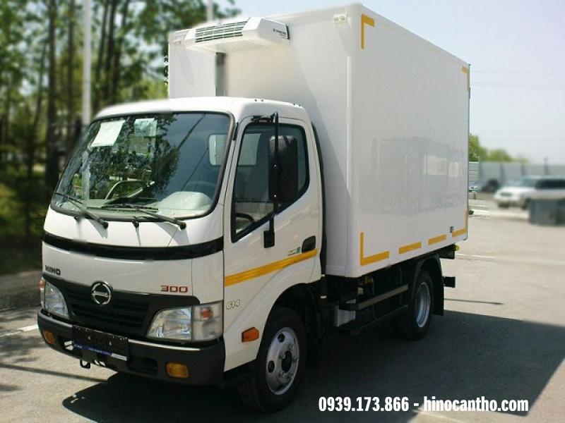 Xe tải Hino 300 Series XZU720L 4T5